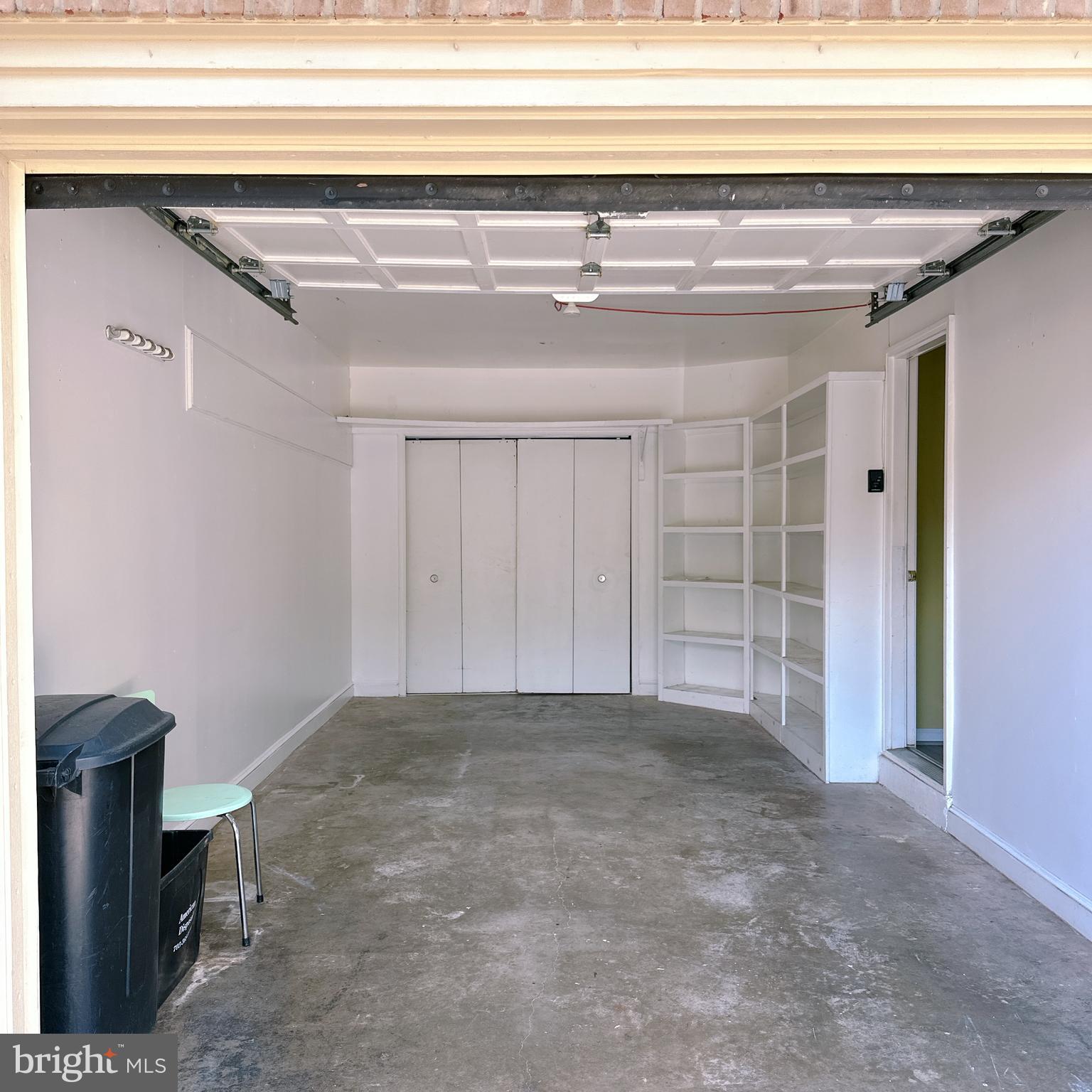 KINGSBERRY - Residential Lease