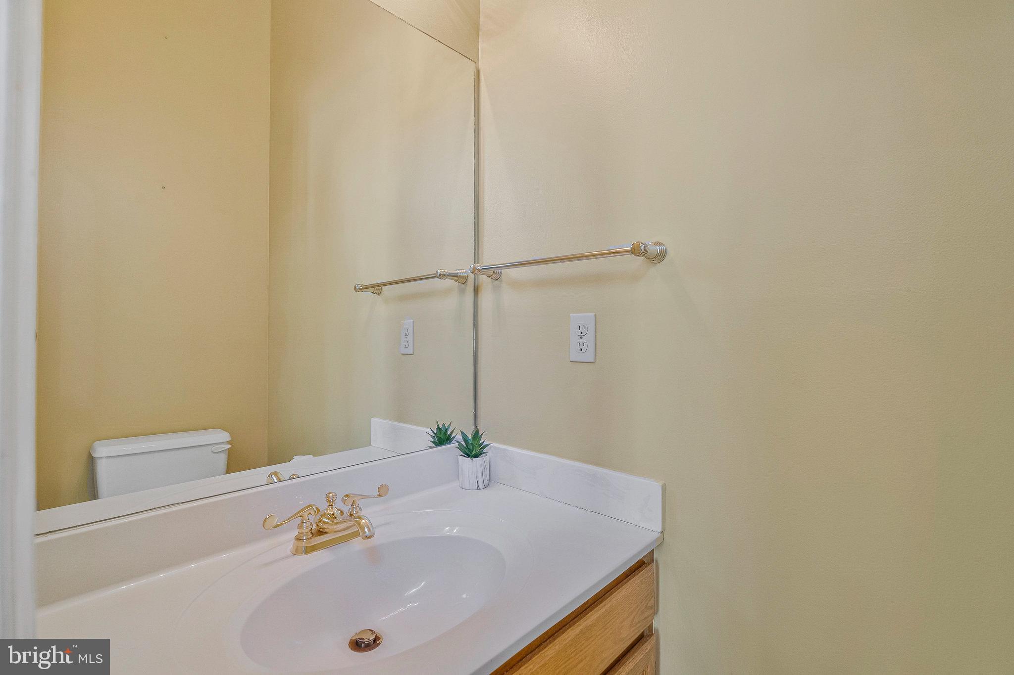 KINGSBERRY - Residential Lease