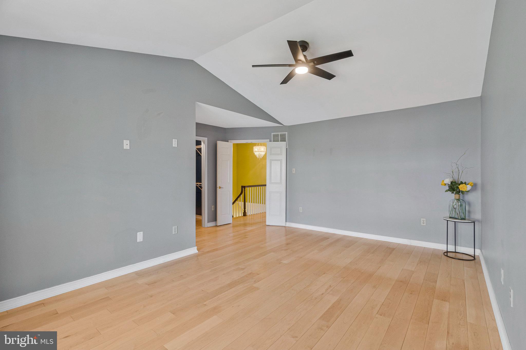 KINGSBERRY - Residential Lease