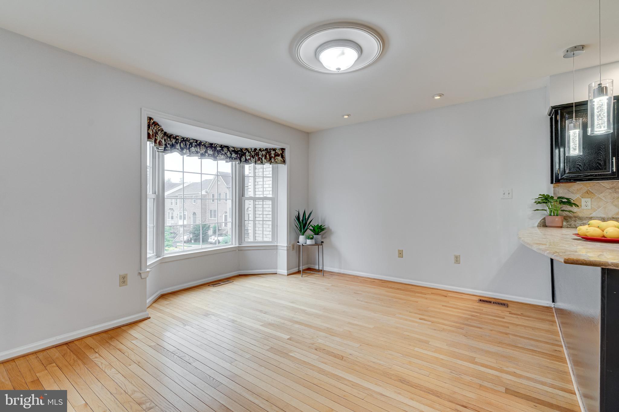 KINGSBERRY - Residential Lease