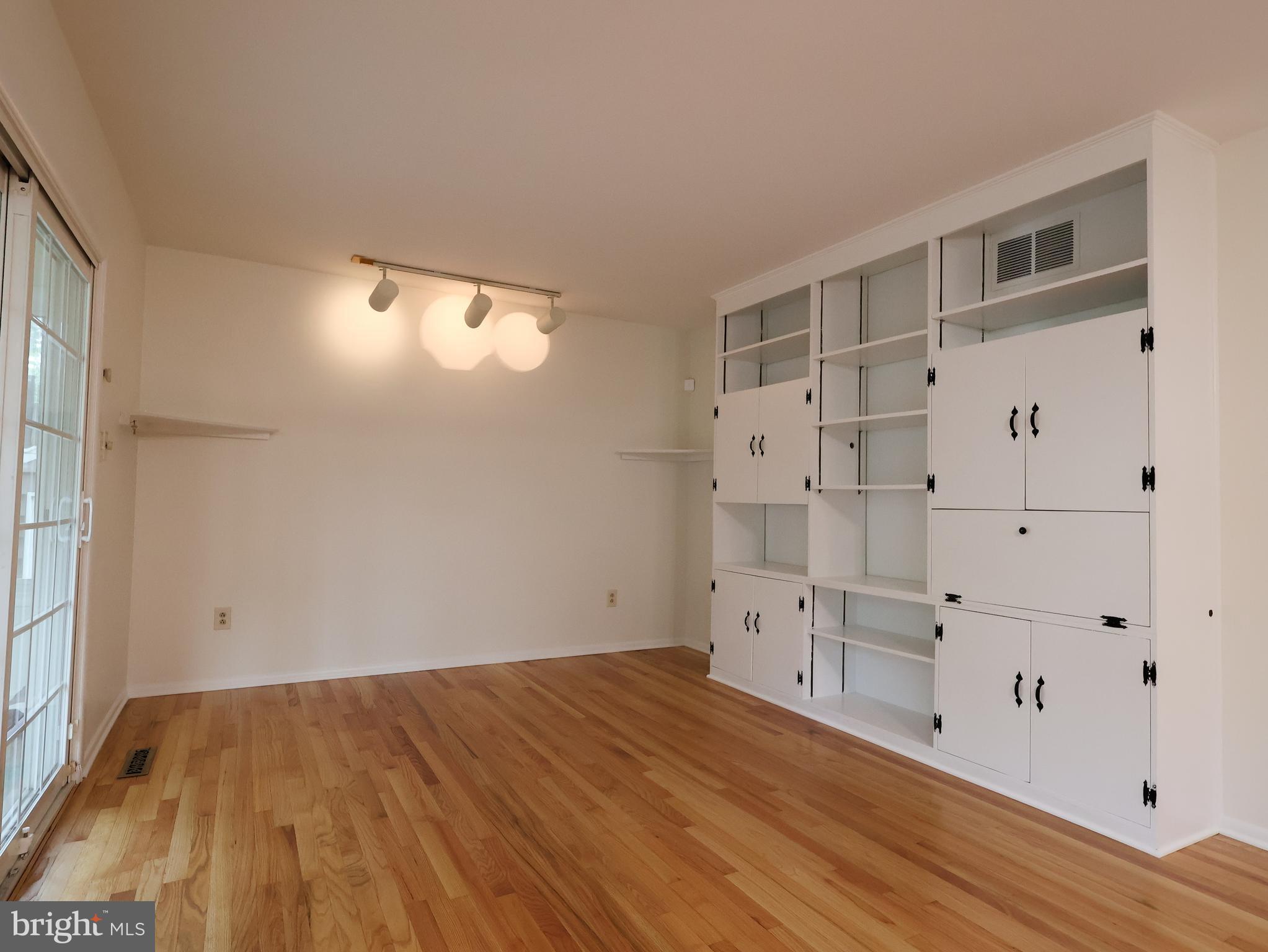 HUNTING RIDGE HISTORIC DISTRICT - Residential