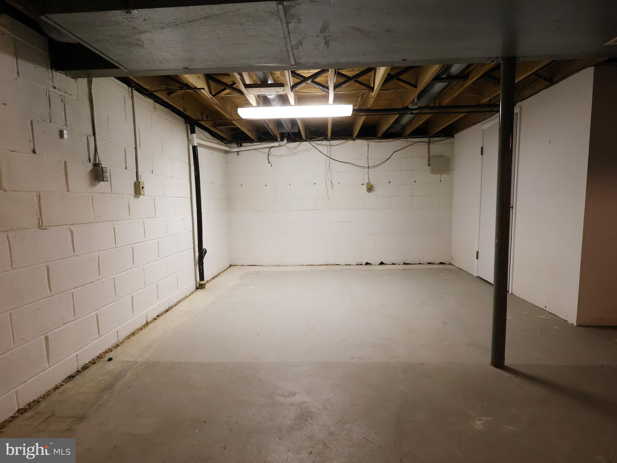 HUNTING RIDGE HISTORIC DISTRICT - Residential