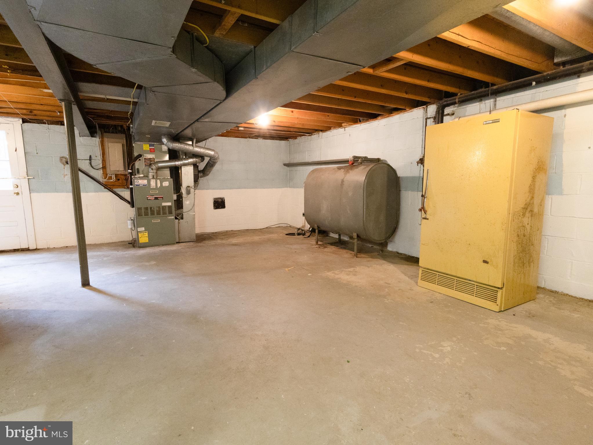 HUNTING RIDGE HISTORIC DISTRICT - Residential