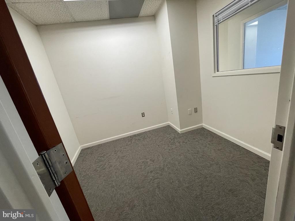 Prime Downtown Silver Spring Location - offering Private Single Suite Options.
Suites 501-A - P starting at $725/mo - $1350/mo (73sf up to 223SF) with shared kitchenette area and conference room - don't pay for SF that you don't use all of the time! Share these spaces and pay a fraction of the cost while still having all the benefits of a private Office in a GREAT downtown space!
Positioned in the vibrant heart of the newly revitalized downtown Silver Spring, 1110 Bonifant offers unmatched accessibility and convenience. Just steps away from more than 30 dining options, the building places your team and clients at the center of a thriving commercial and cultural hub.
Commuting is effortless with the fully operational Paul S. Sarbanes Transit Center and the upcoming Purple Line Metro—scheduled for completion in 2027—both located adjacent to the property.
Ample public parking is available directly next to the building via a nearby parking deck, providing added convenience for both visitors and employees.
Discover premium commercial suites crafted to support focus, collaboration, and growth. With a hospitality-driven approach, our spaces deliver the perfect balance of professionalism and convenience for teams and individuals alike.