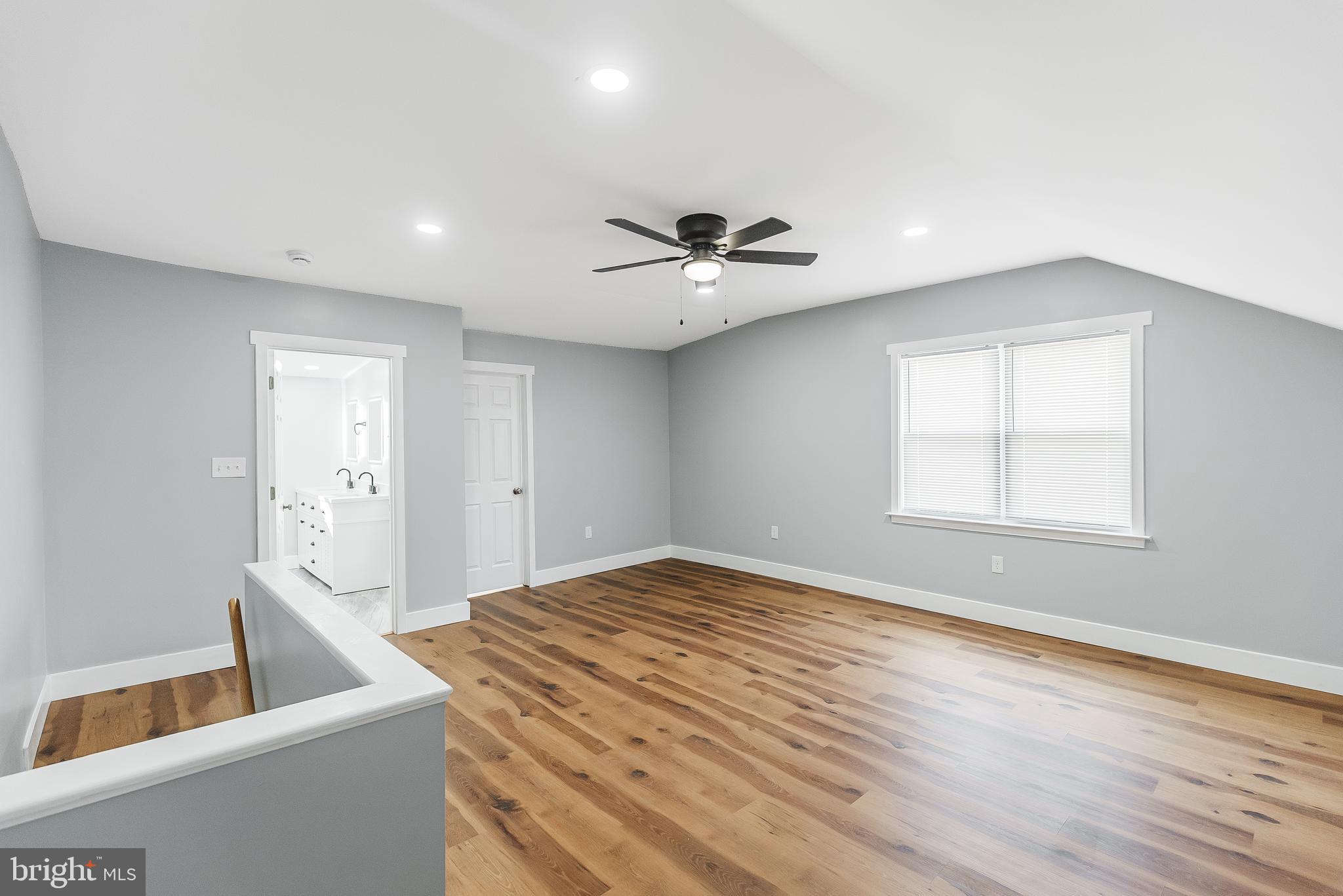 LANSDOWNE - Residential