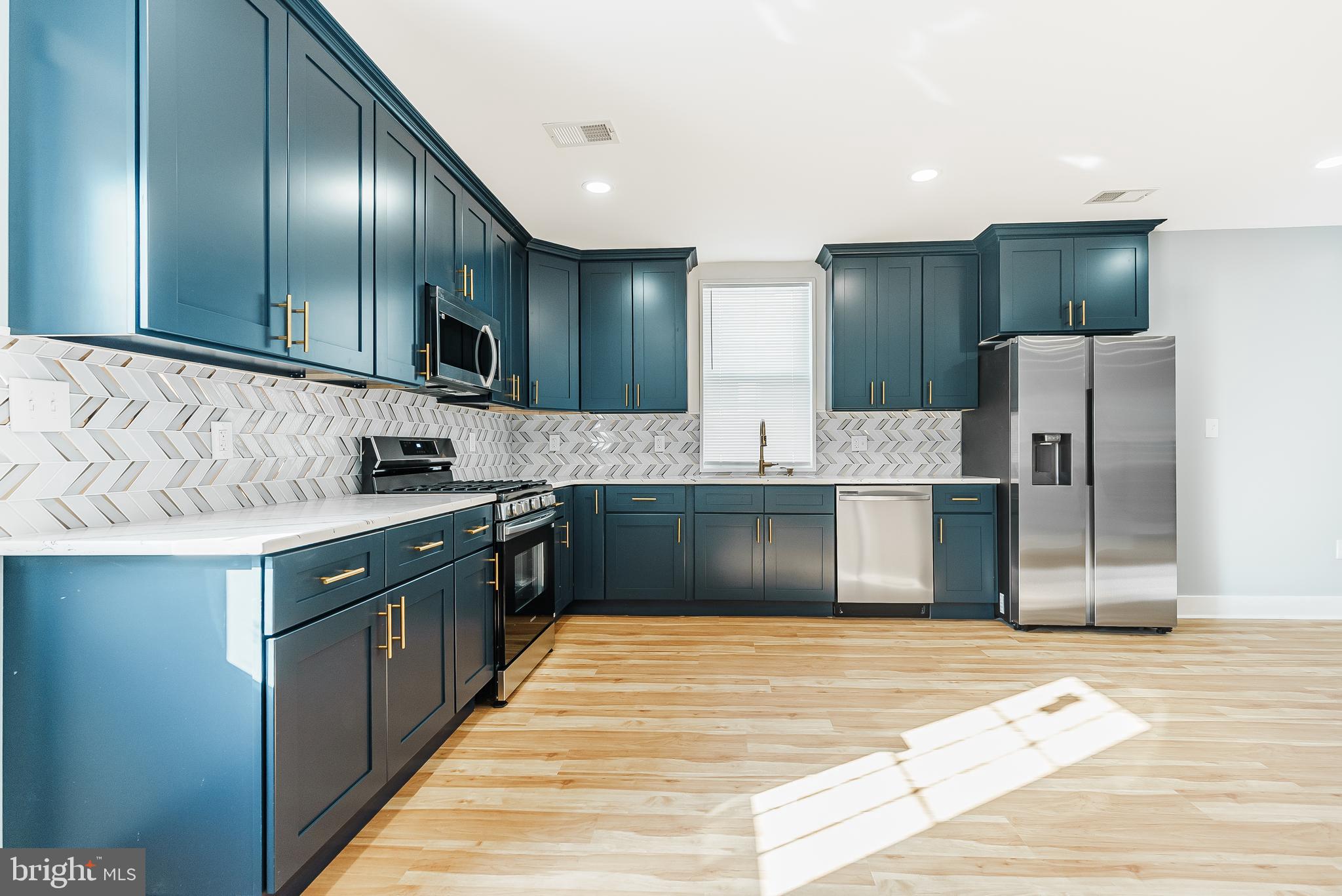 LANSDOWNE - Residential