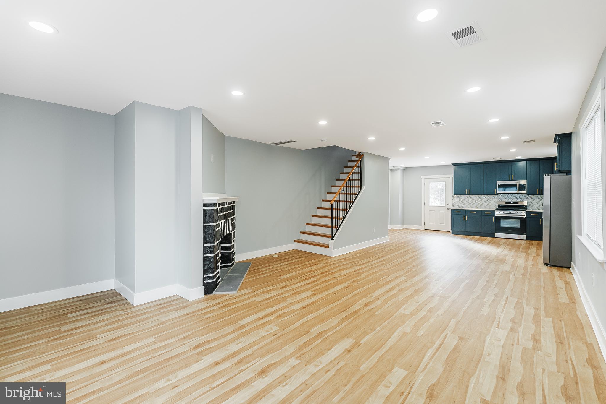 LANSDOWNE - Residential