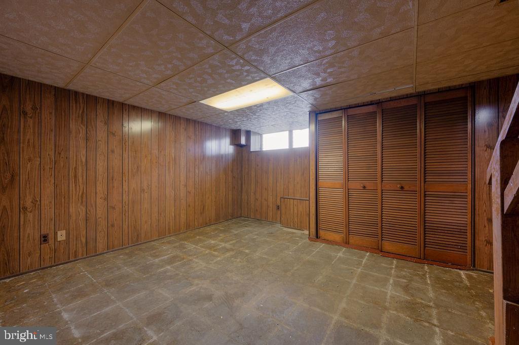 PHILADELPHIA (NORTHEAST) - Residential