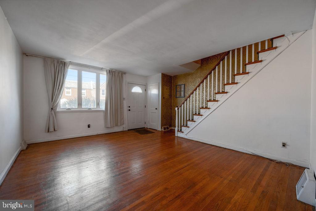 PHILADELPHIA (NORTHEAST) - Residential