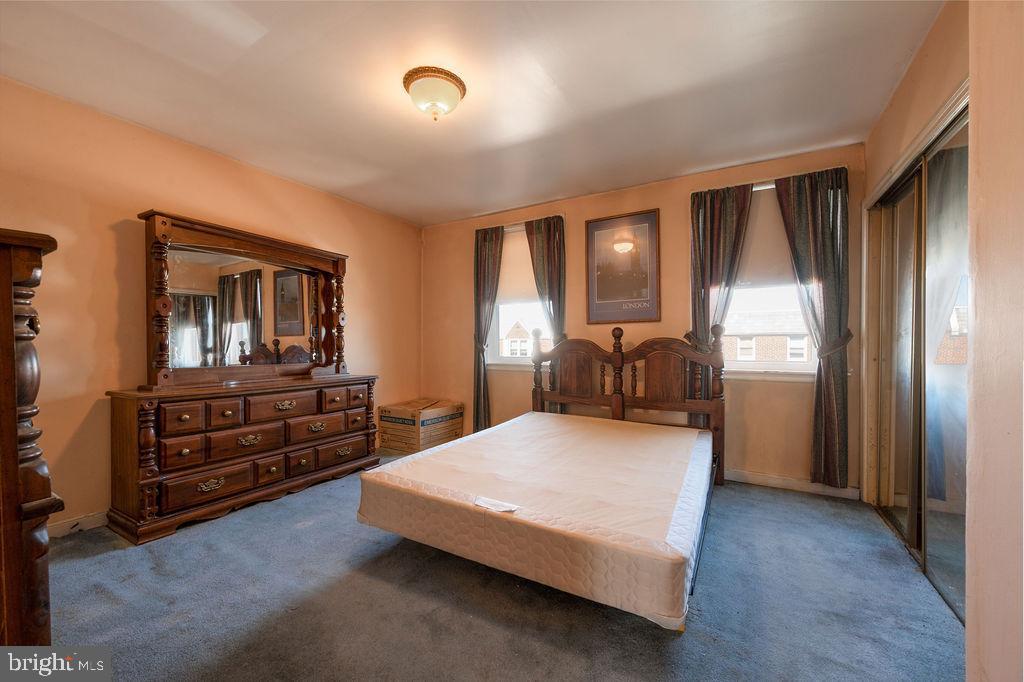 PHILADELPHIA (NORTHEAST) - Residential