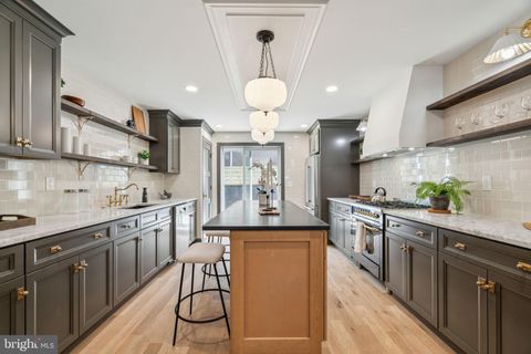 826 TASKER STREET PHILADELPHIA PA 19148