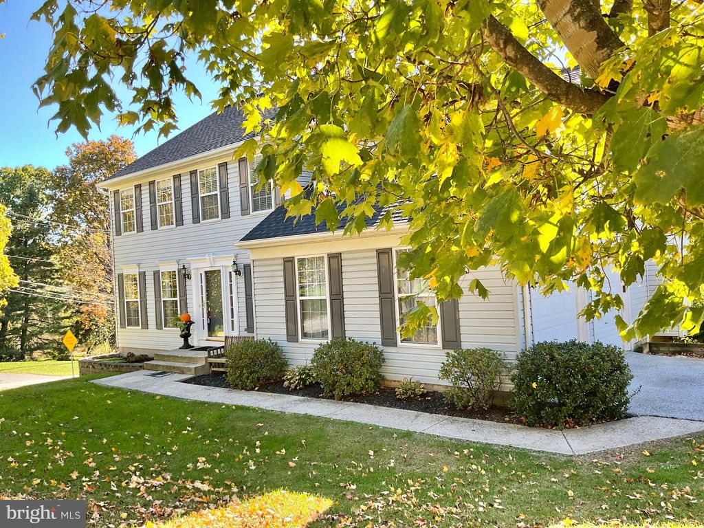 Photo of 14941 Highland Meadow Court, NEW FREEDOM, PA 17349 (MLS # PAYK2089070)