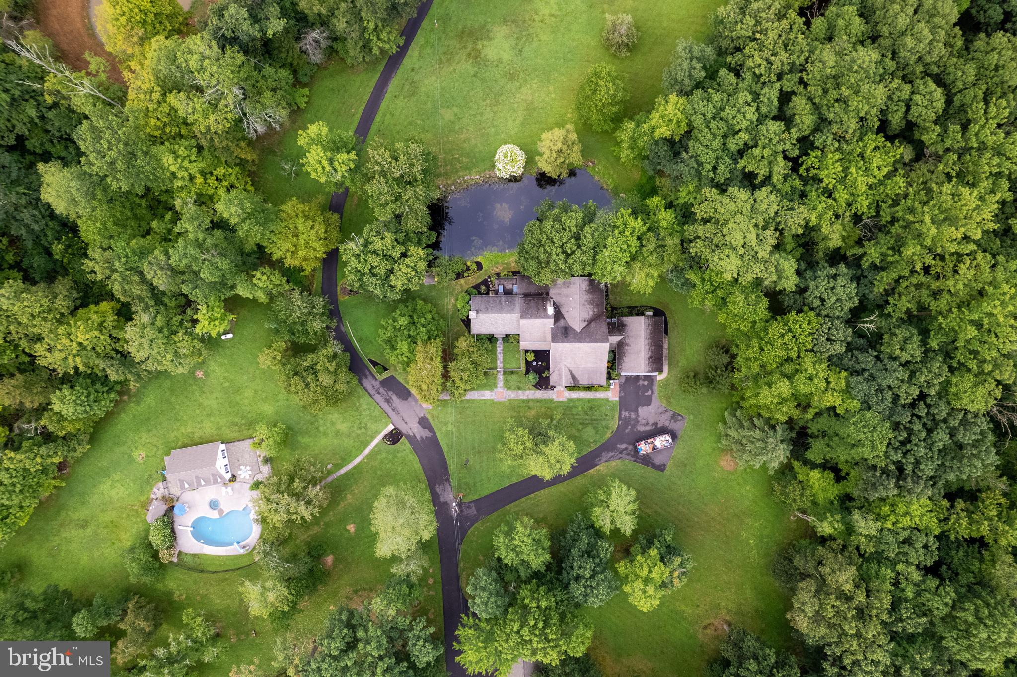 1627 E SAW MILL ROAD