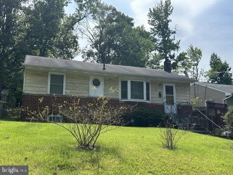 Homes For Sale - 6119 Ruatan Street<br/> COLLEGE PARK, MD 20740