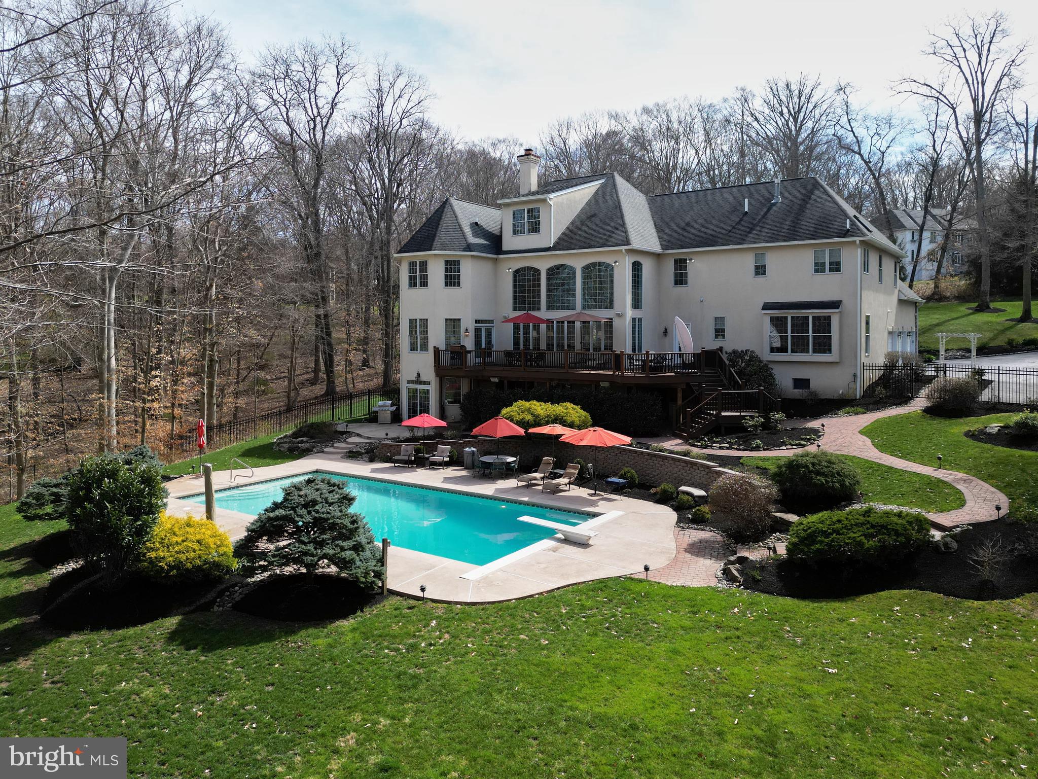 KINGSWOODS RIDGE - Residential