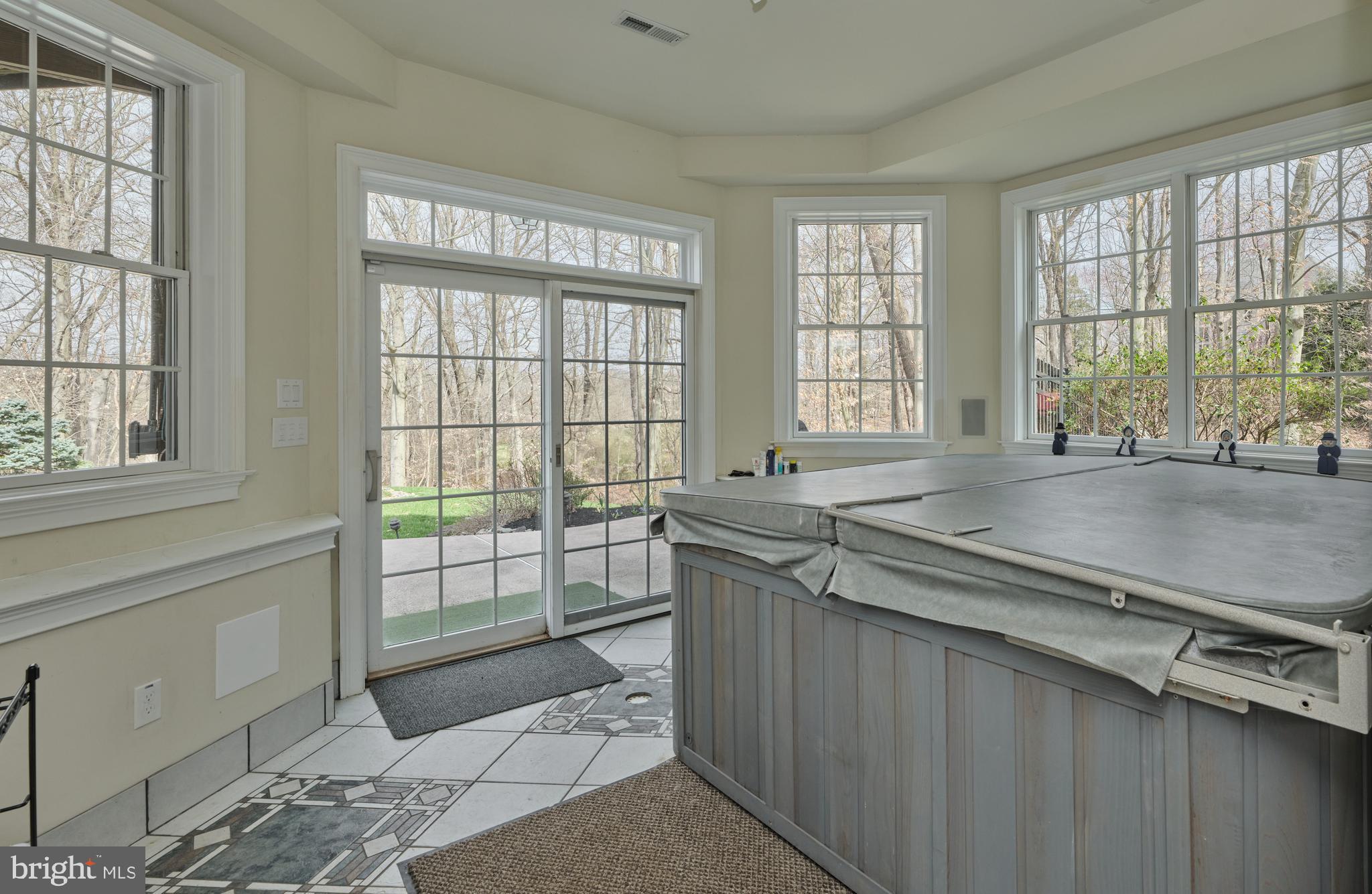 KINGSWOODS RIDGE - Residential