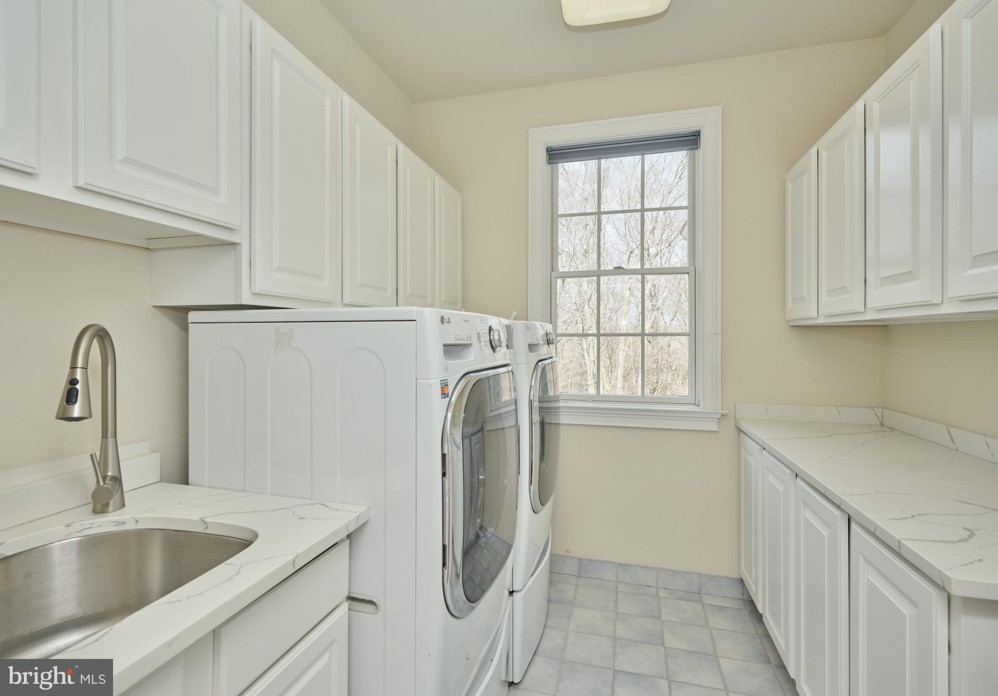 KINGSWOODS RIDGE - Residential