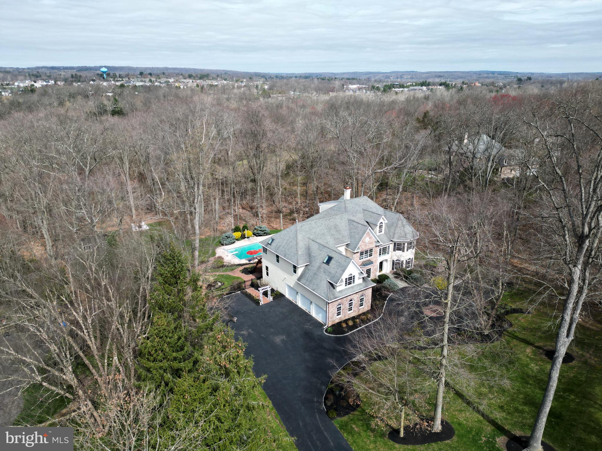 KINGSWOODS RIDGE - Residential