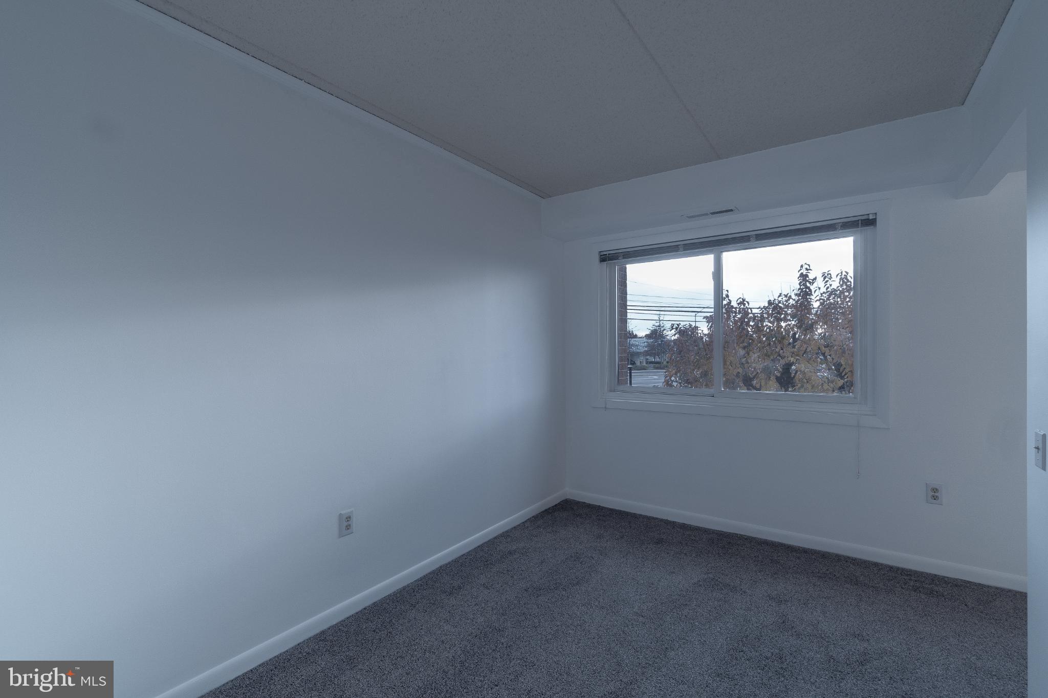 EDGEWOOD CONDOMMINIUMS - Residential