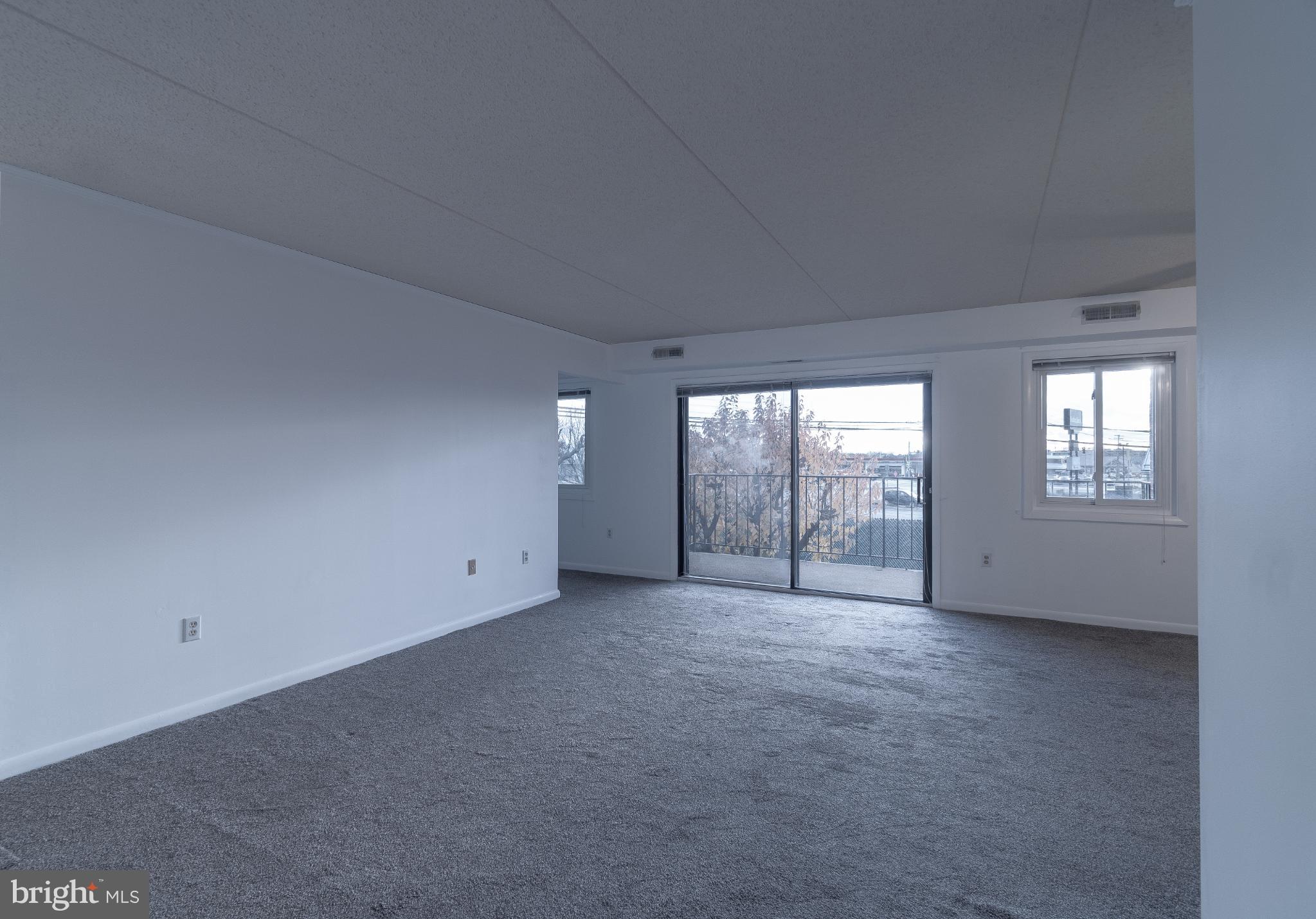 EDGEWOOD CONDOMMINIUMS - Residential