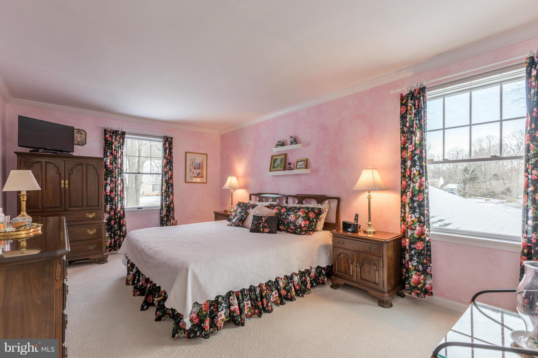 OLD YORK MANOR - Residential