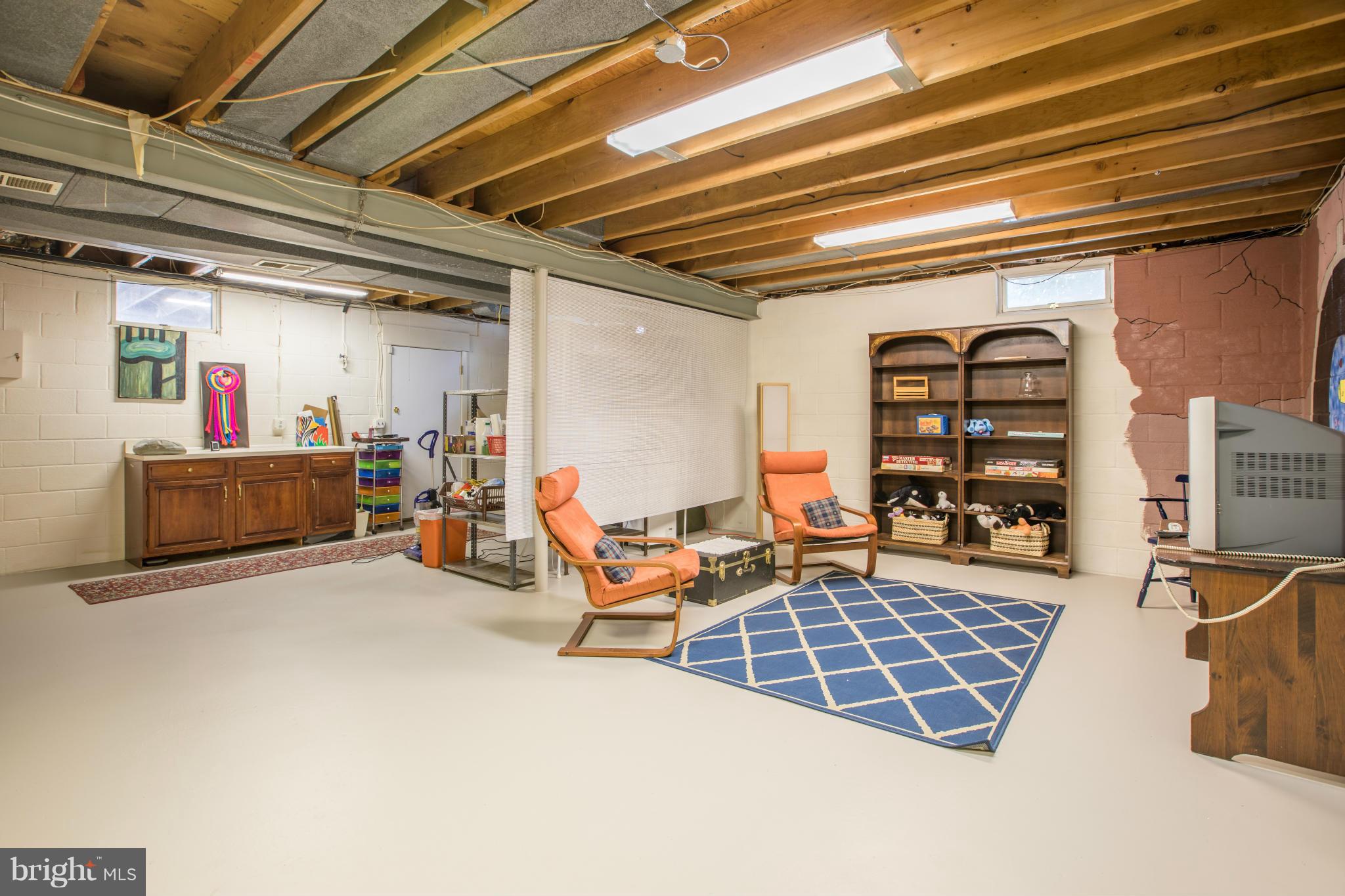 OLD YORK MANOR - Residential