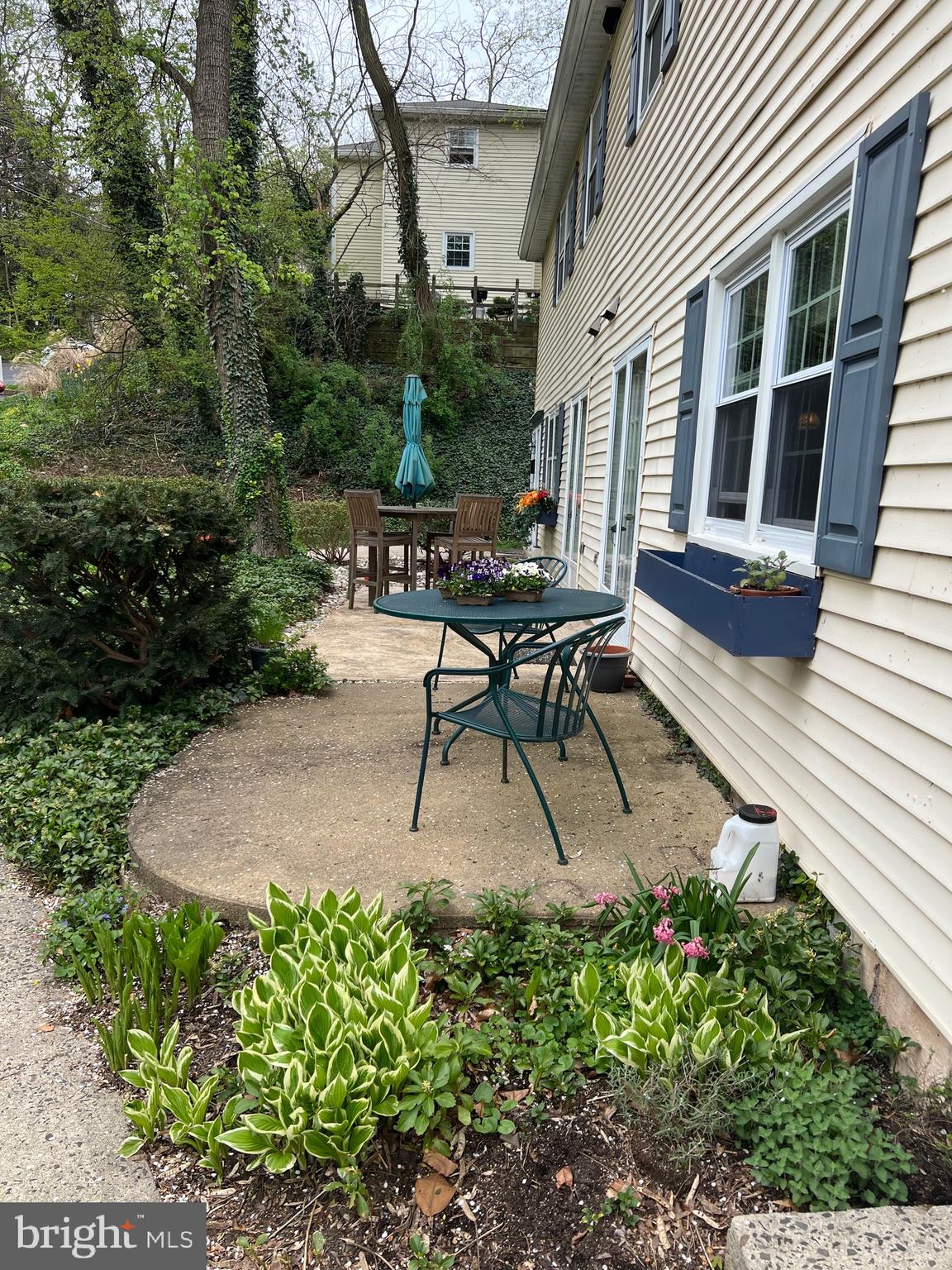 YARDLEY COMMONS - Residential