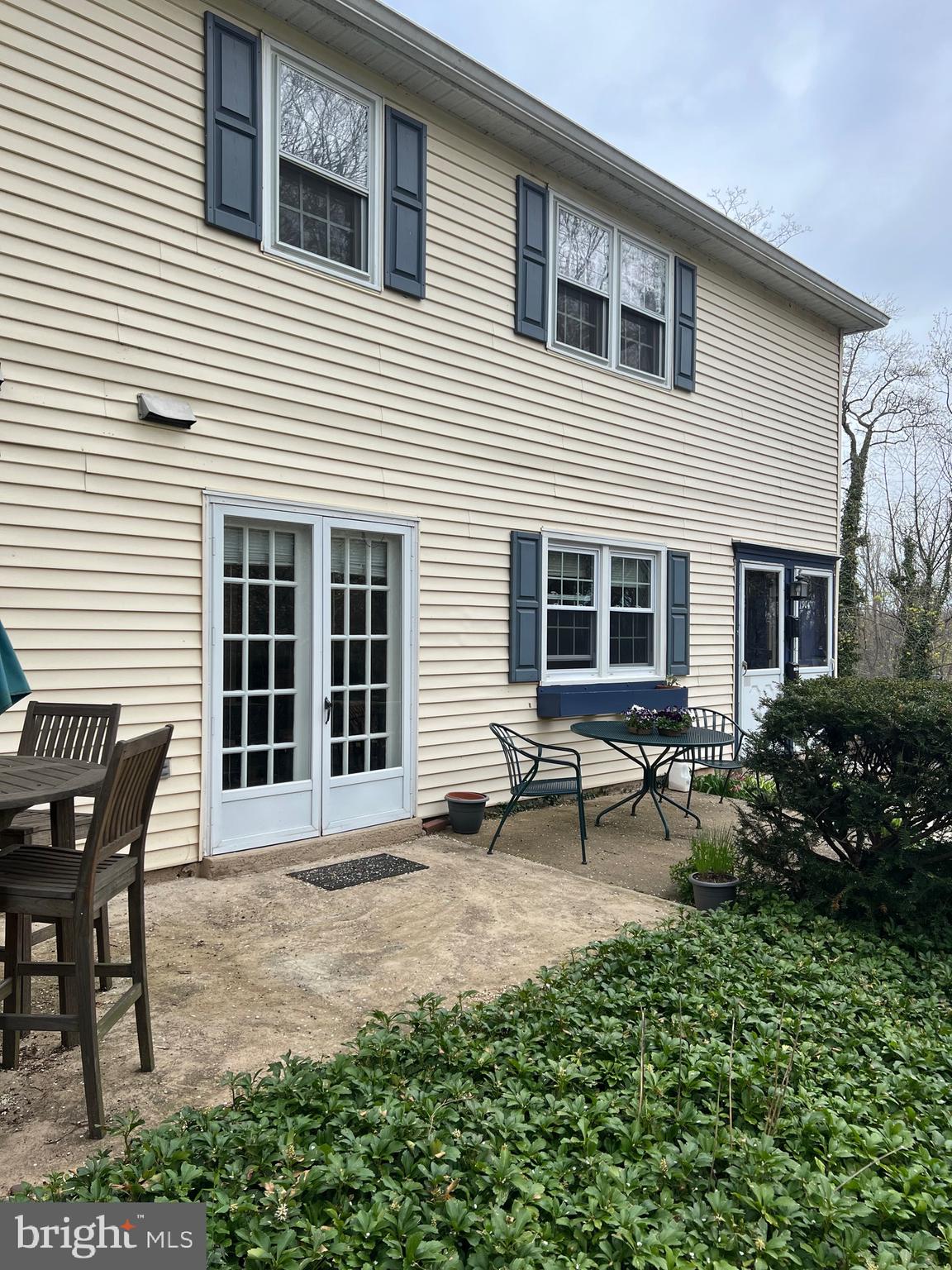 YARDLEY COMMONS - Residential