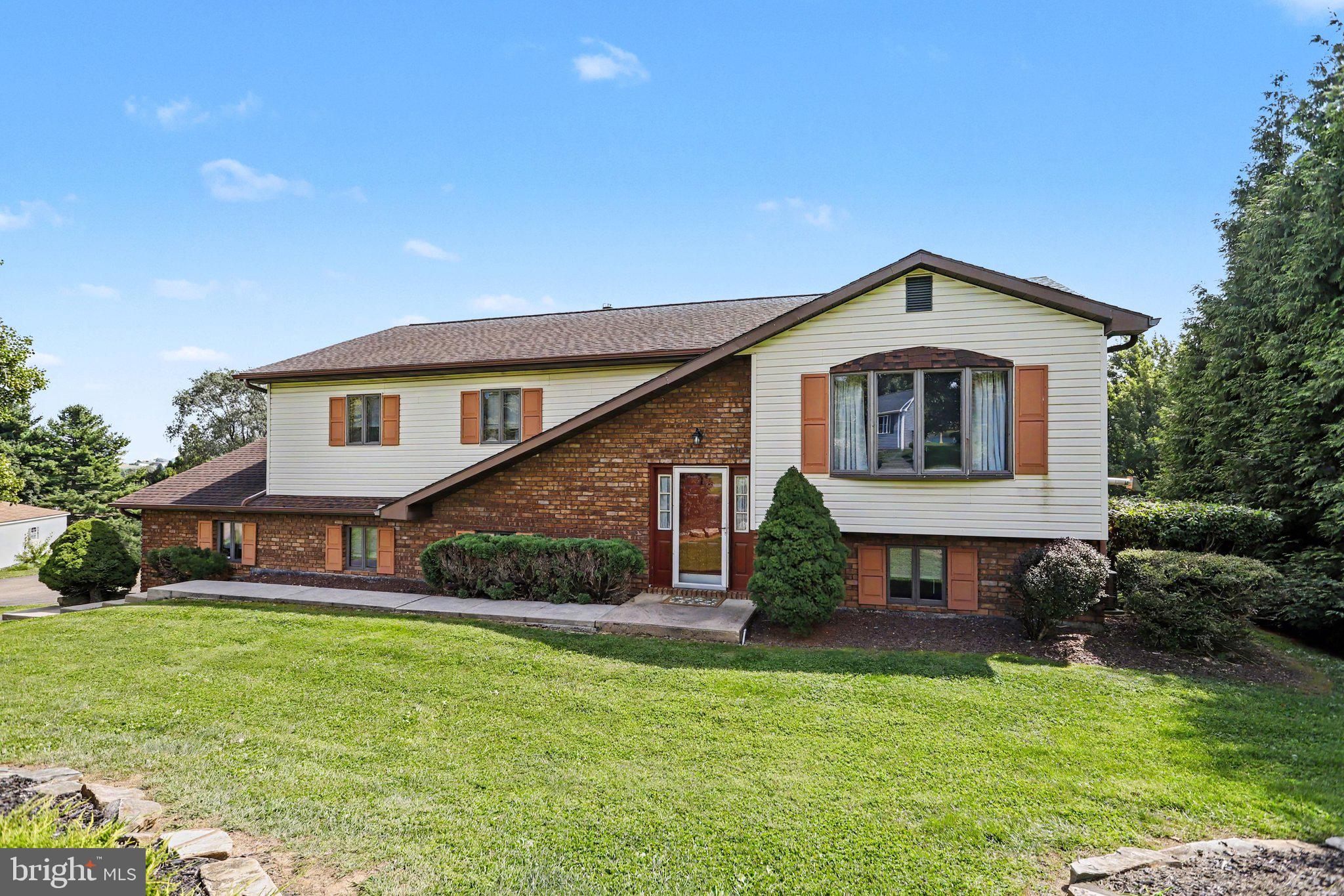 7 OLIVER DRIVE