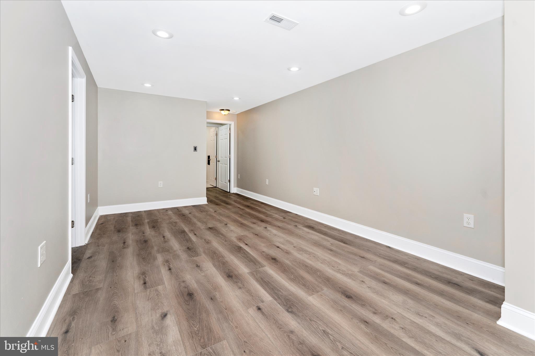 PRESTON - Residential