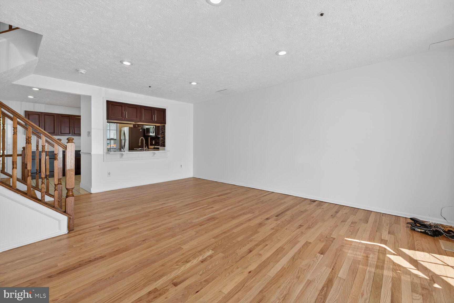 CHURCHILL TOWN SECTOR - Residential