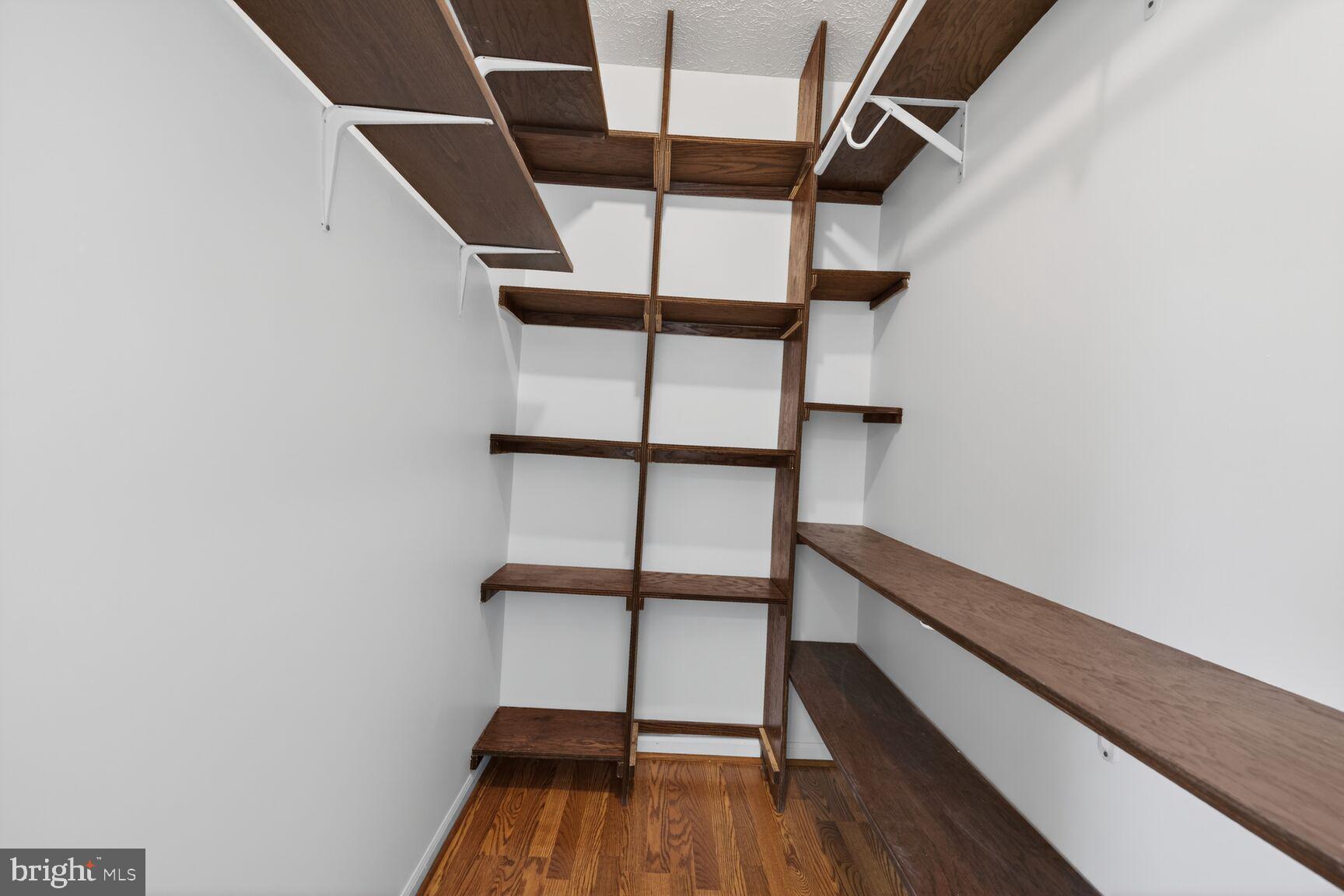 CHURCHILL TOWN SECTOR - Residential