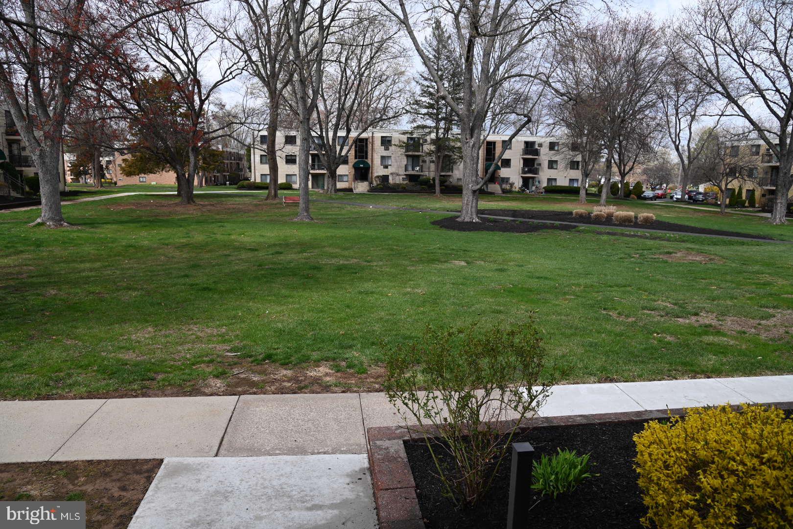 MEADOW WOOD - Residential