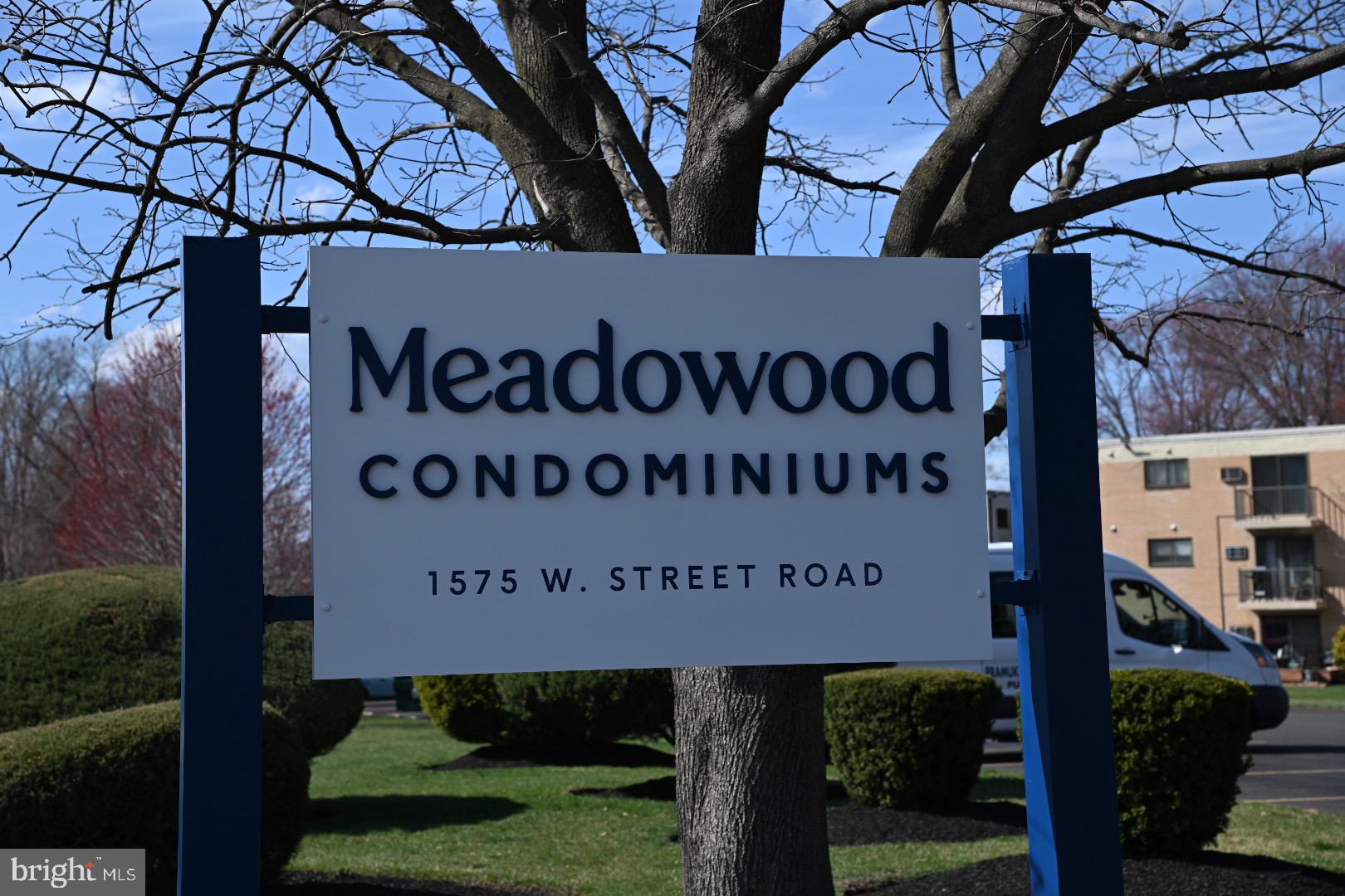 MEADOW WOOD - Residential