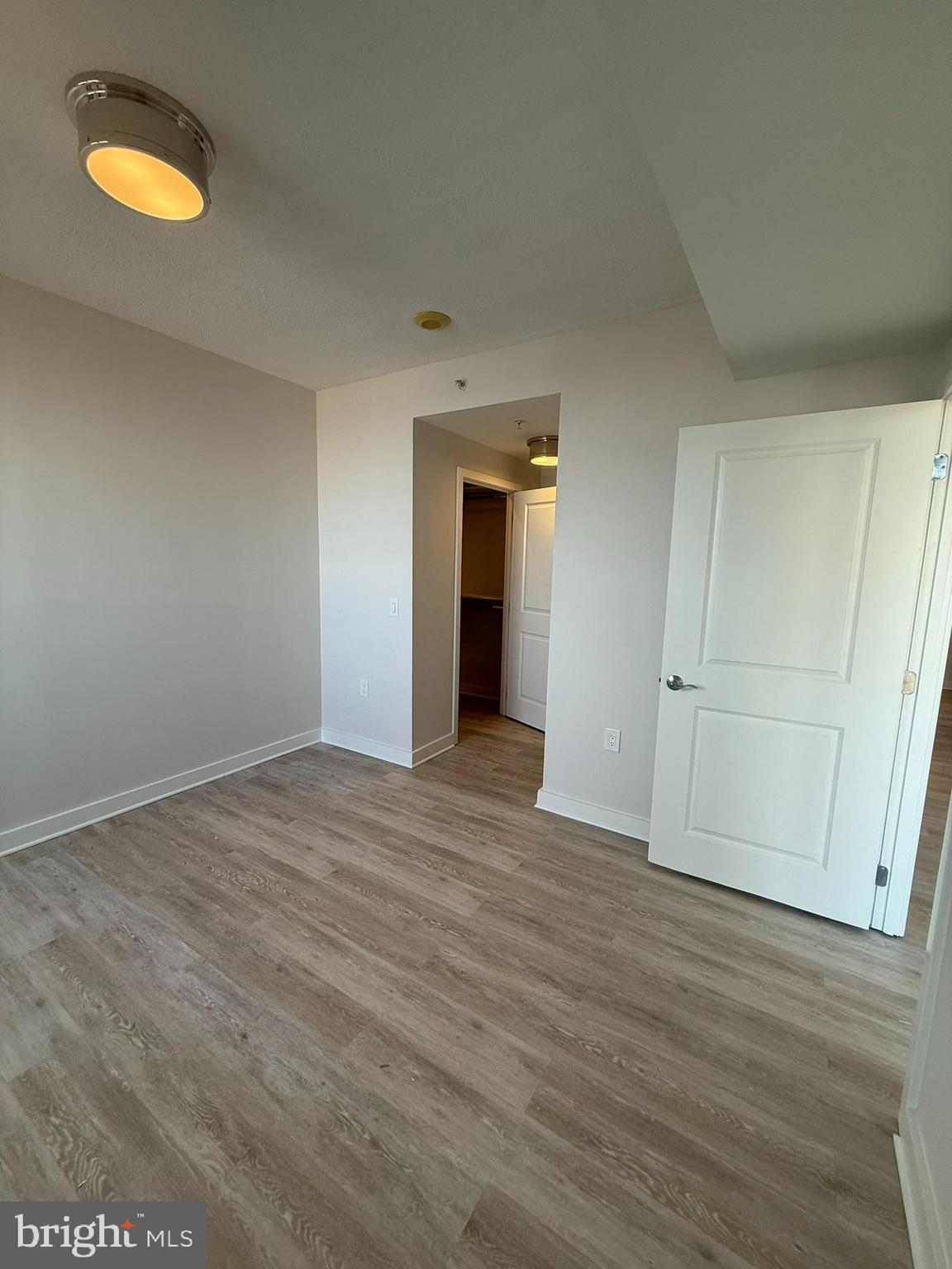 LIBERTY CENTER - Residential Lease