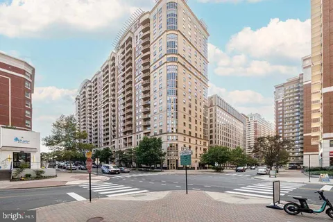 888 N Quincy Street Unit 1404, Arlington, VA MLS: VAAR2054674