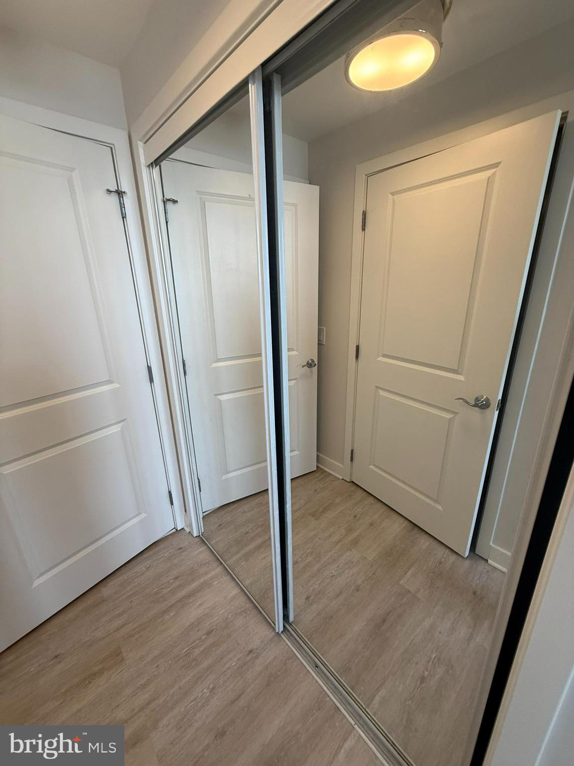 LIBERTY CENTER - Residential Lease