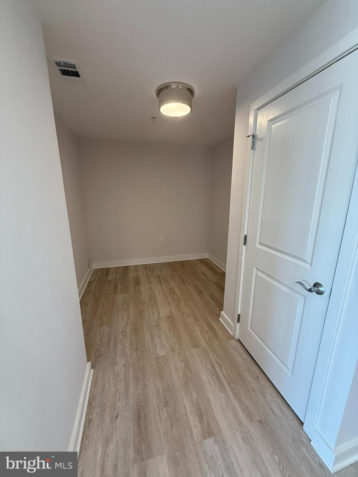 LIBERTY CENTER - Residential Lease