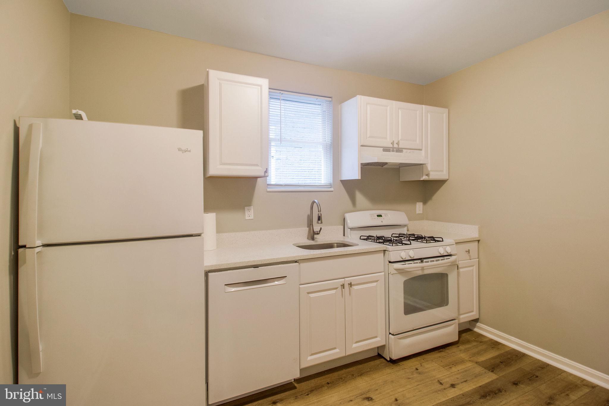 MIDDLE EAST - Residential Lease