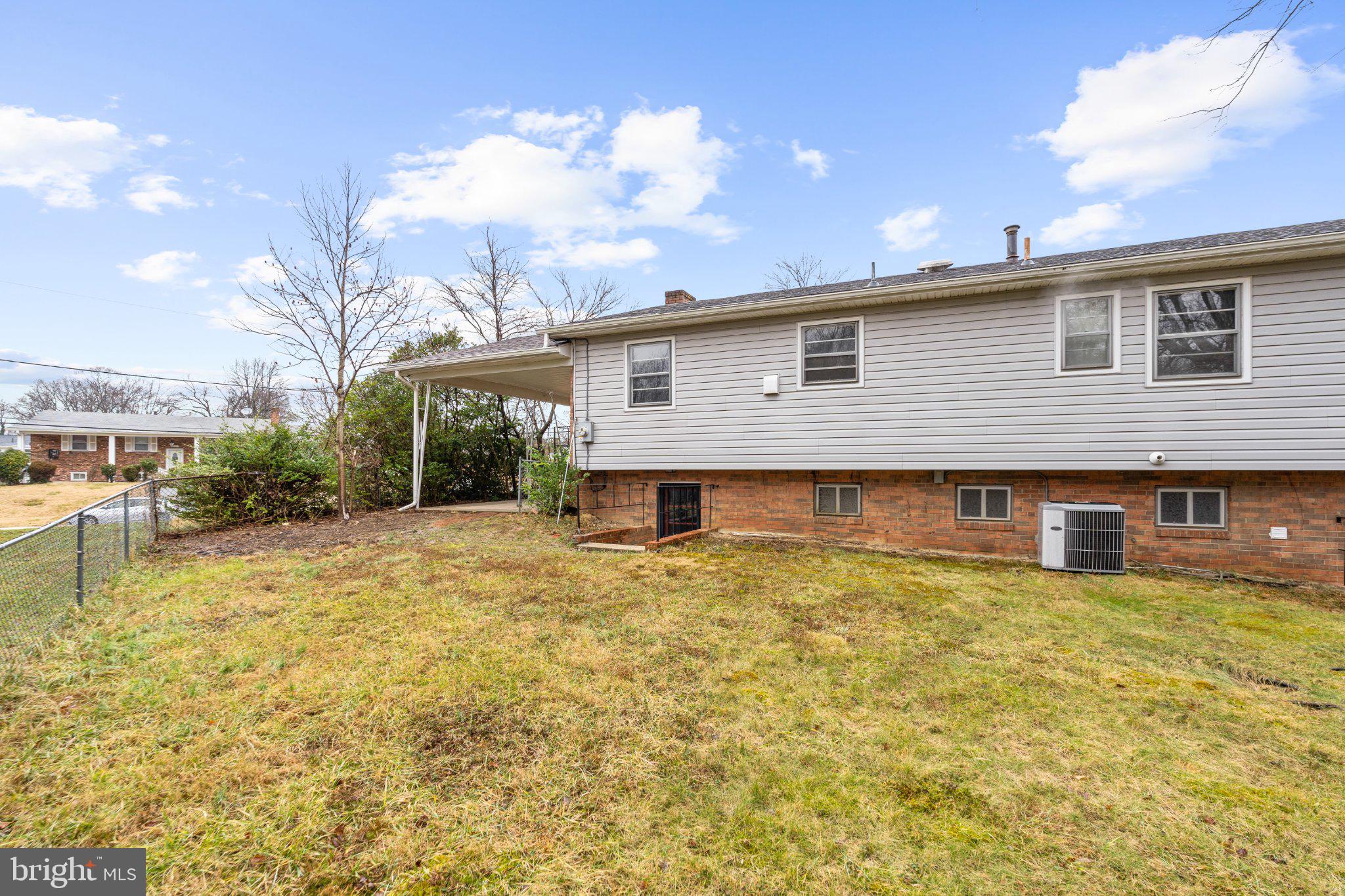 10407 INEZ PLACE