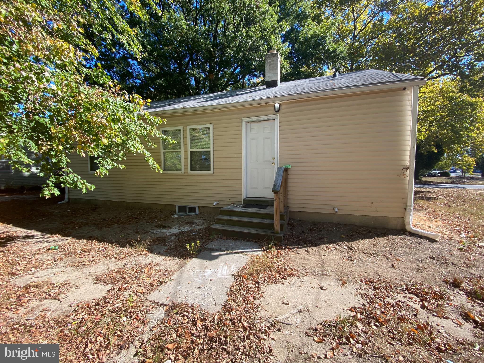 26 OAKLAND STREET
