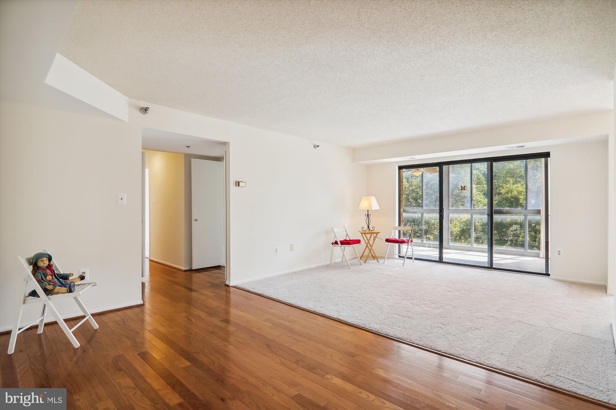 LEISURE WORLD - Residential