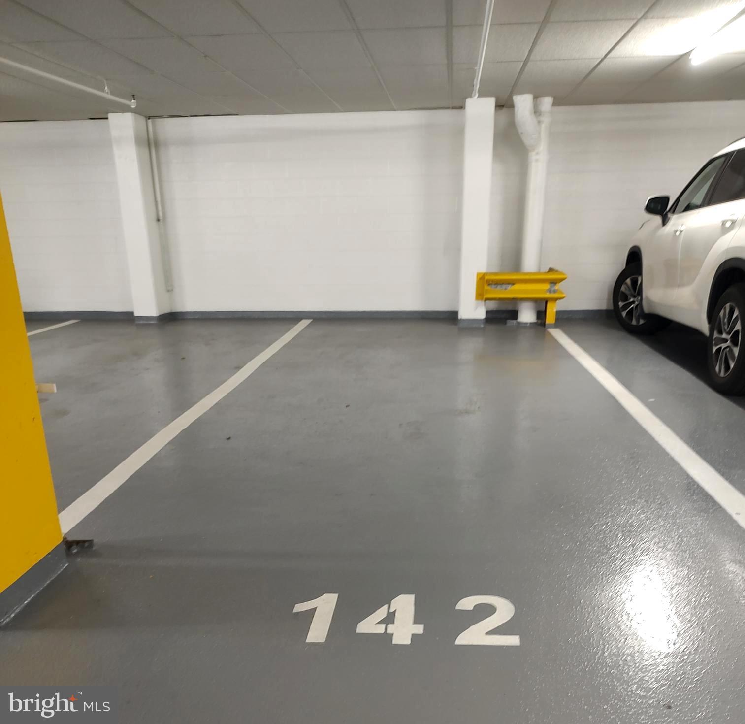 LEISURE WORLD - Residential