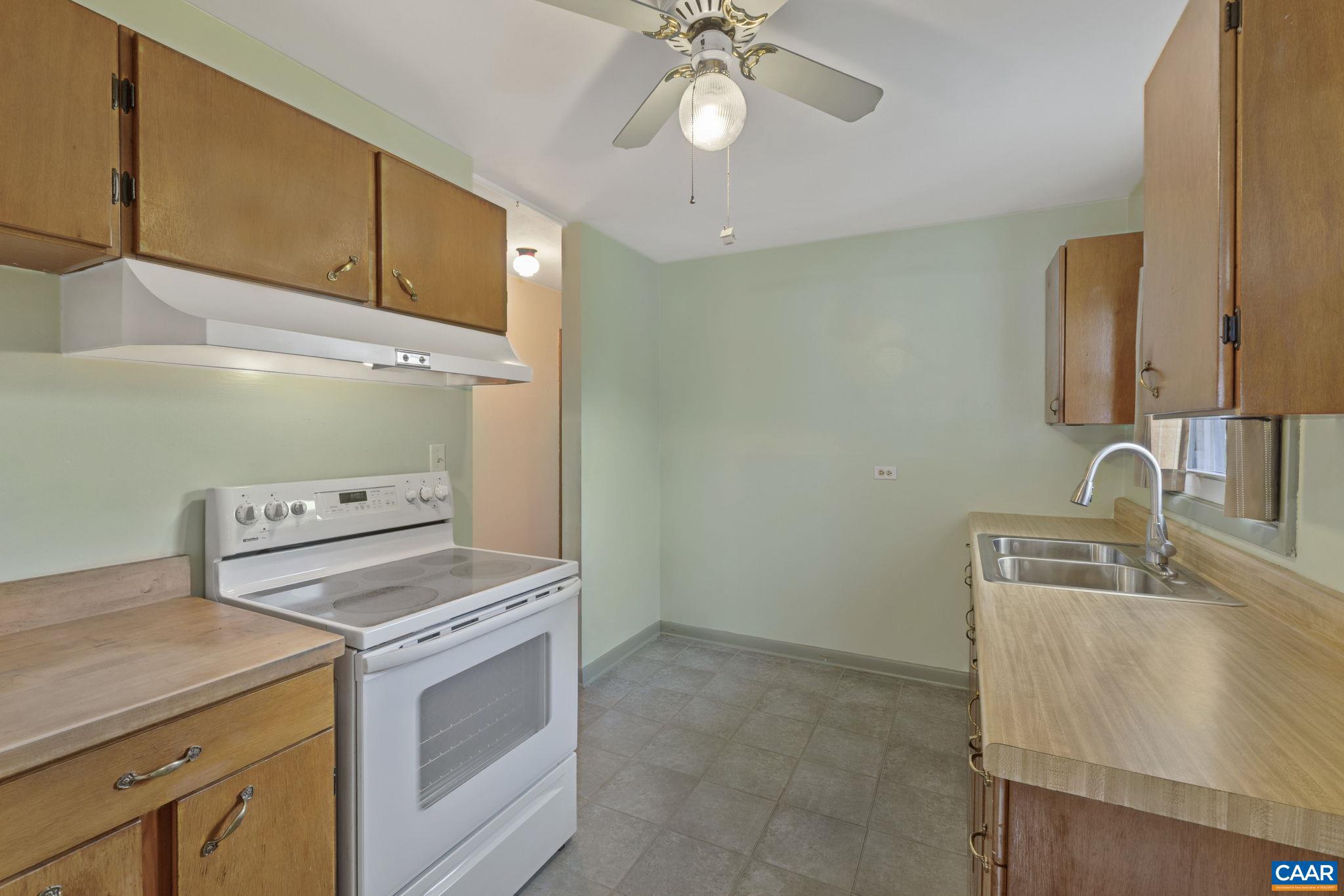 ARBOR HILLS - Residential