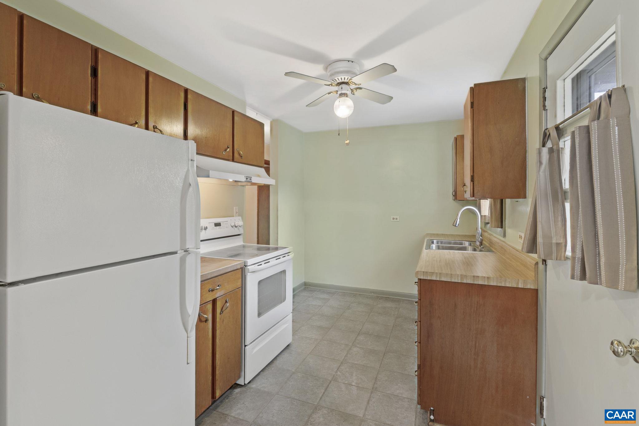 ARBOR HILLS - Residential