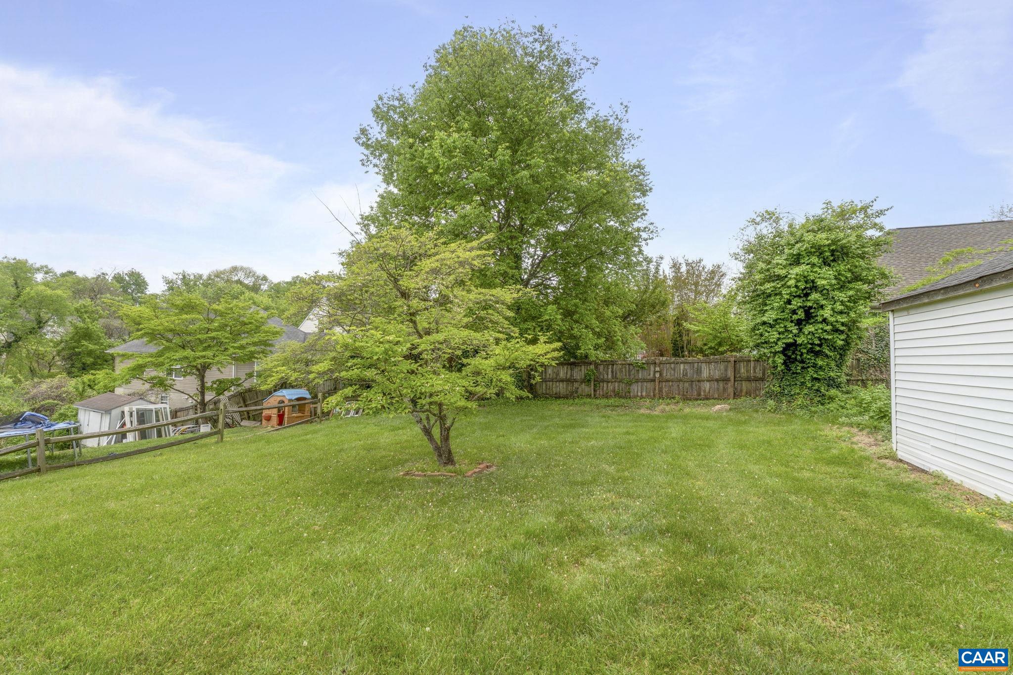 ARBOR HILLS - Residential