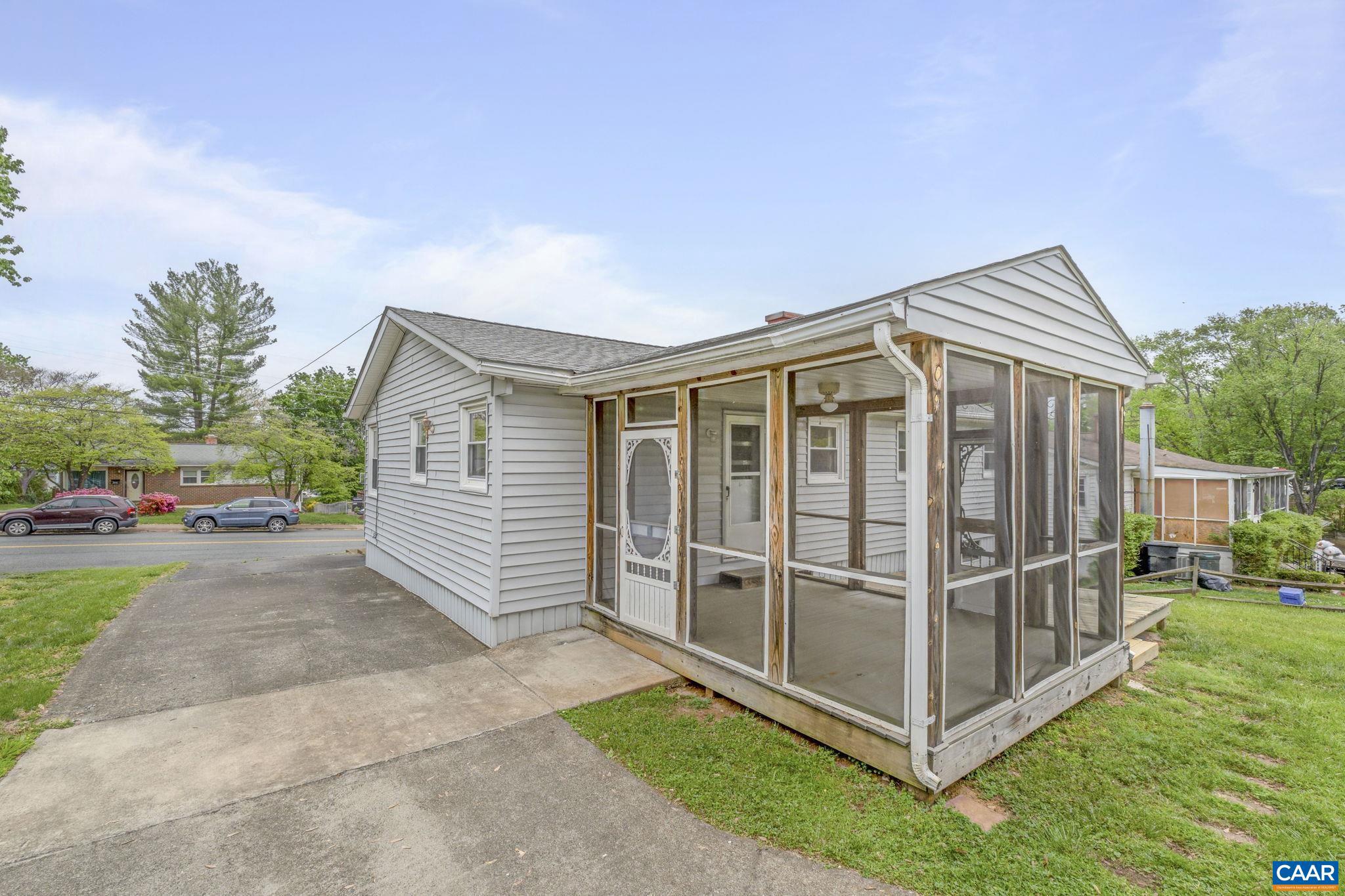 ARBOR HILLS - Residential