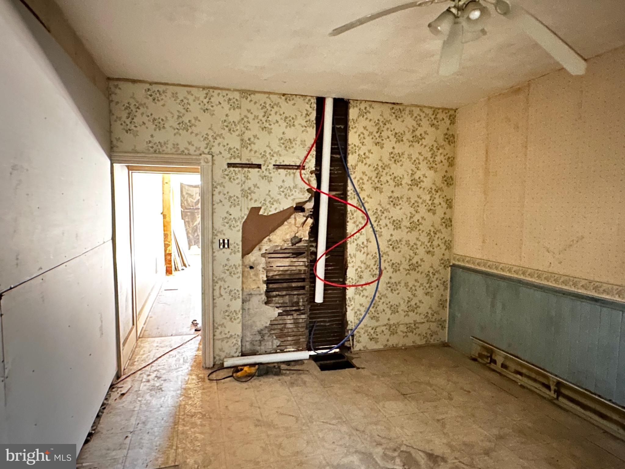 MOUNT CARMEL - Residential