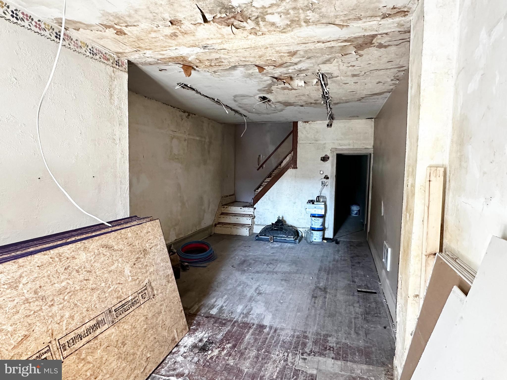 MOUNT CARMEL - Residential