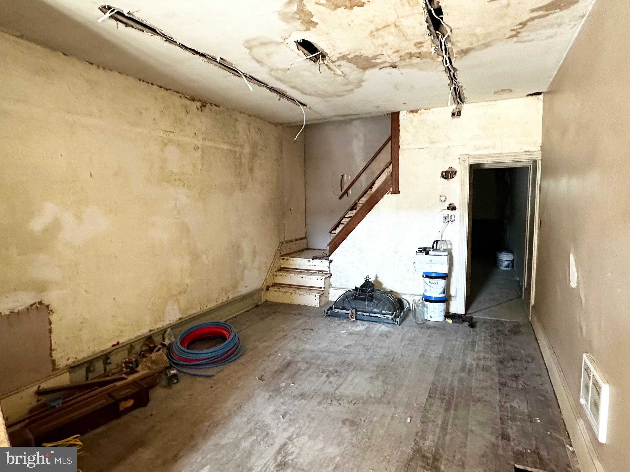 MOUNT CARMEL - Residential